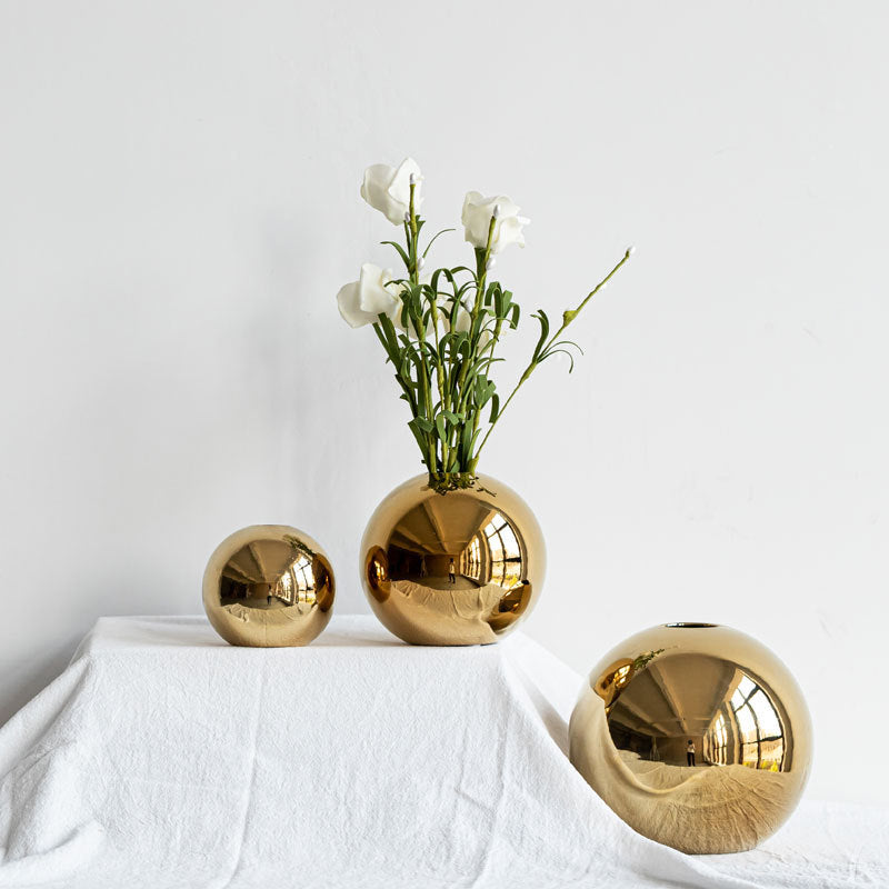 Gold-Plated Sphere Ceramic Vase