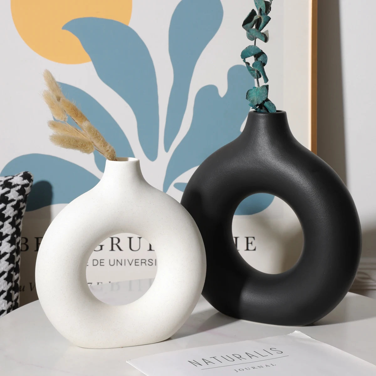 Nordic Hollow Donut Ceramic Vase