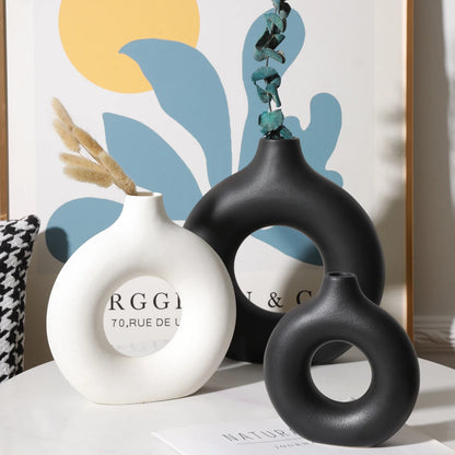 Nordic Hollow Donut Ceramic Vase