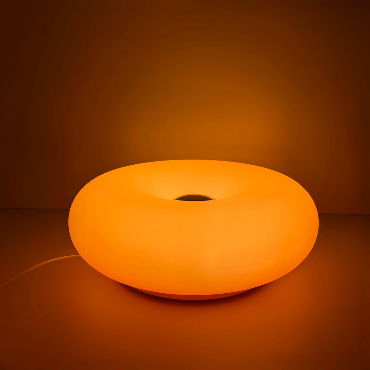 Anello Doughnut LED Table Lamp, view 2