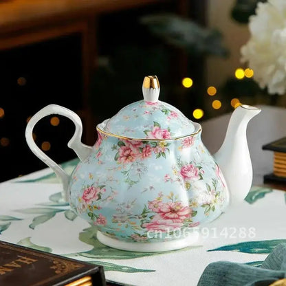 European porcelain teapot, view 4